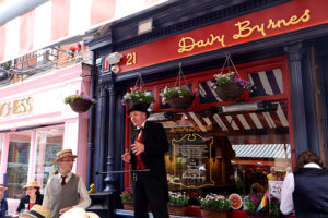 Bloomsday at Davy Byrnes, Dublin